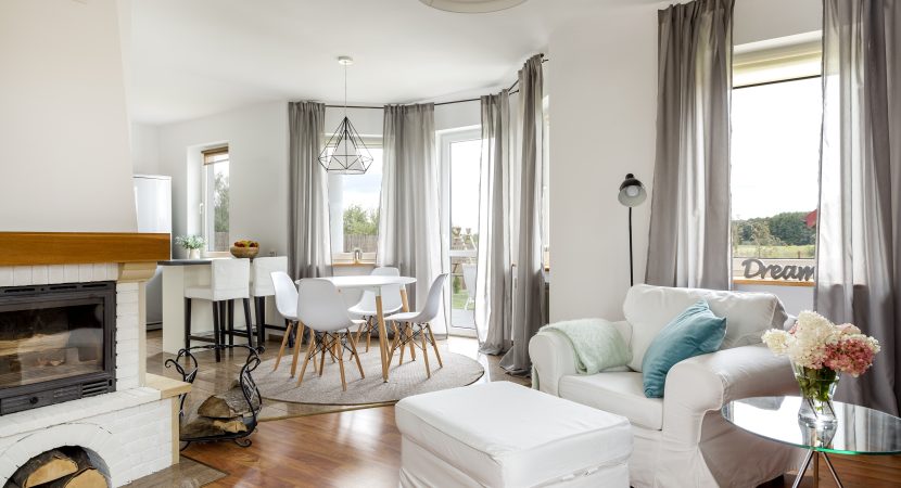 Segurança em condomínios durante a temporada de viagens